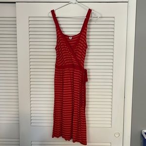 EUC old Navy Sleeveless Spring Dress Medium Coral/Red Strip Wrap Style